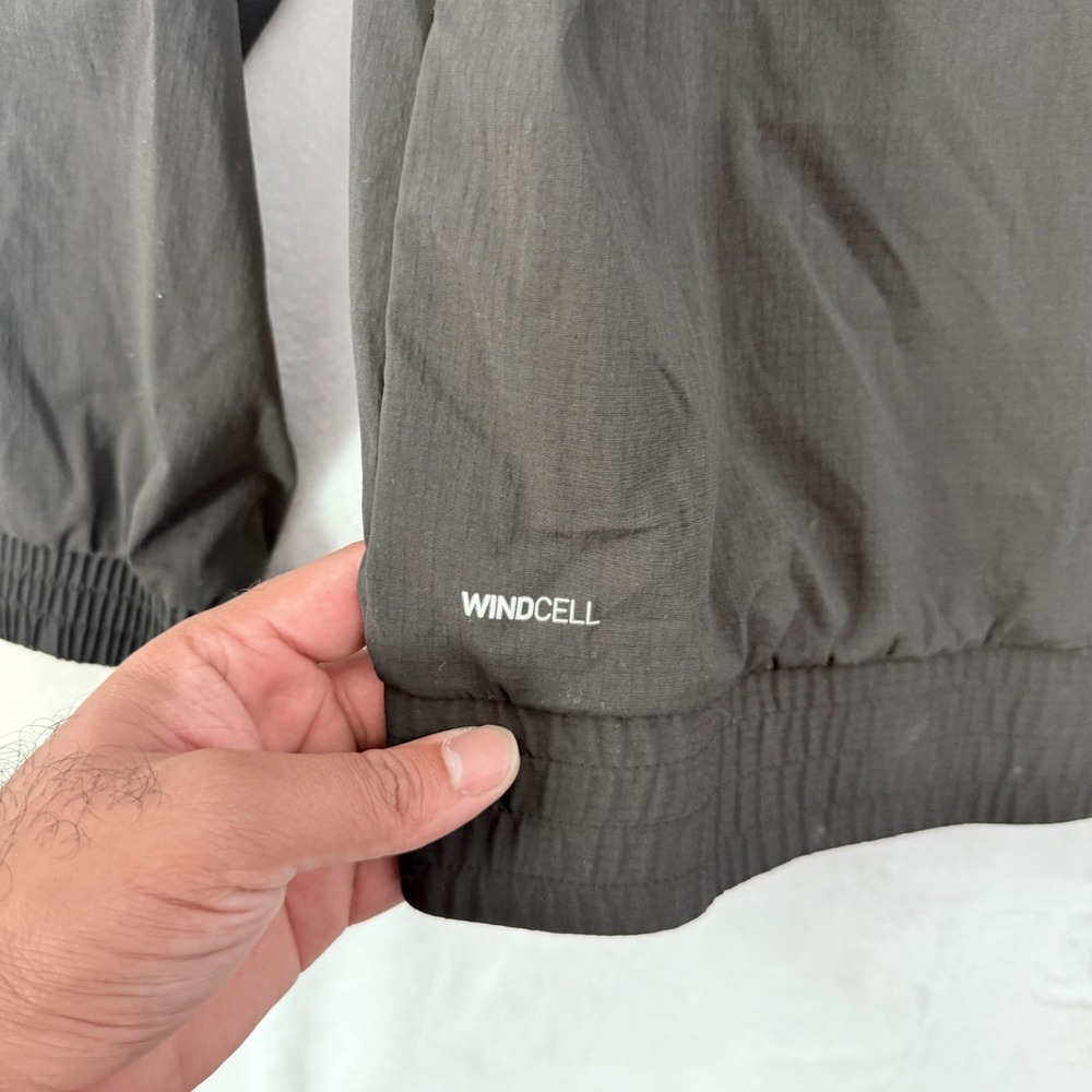 Puma Aston Martin Windbreaker Jacket Men XS Gray Full Zip Formular One F1 Racing - Picture 8 of 9